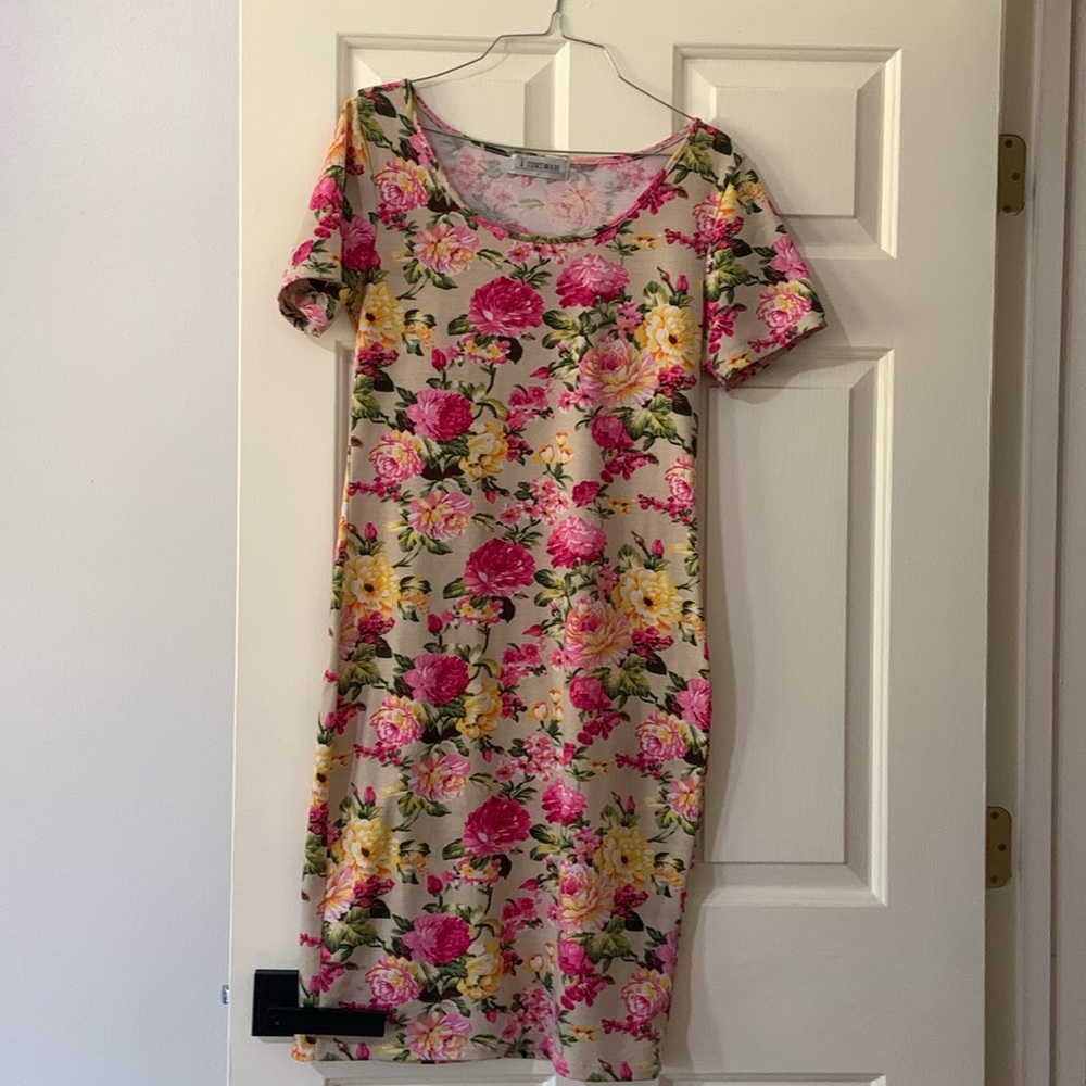 spandex and thick floral dress. beige and pink color